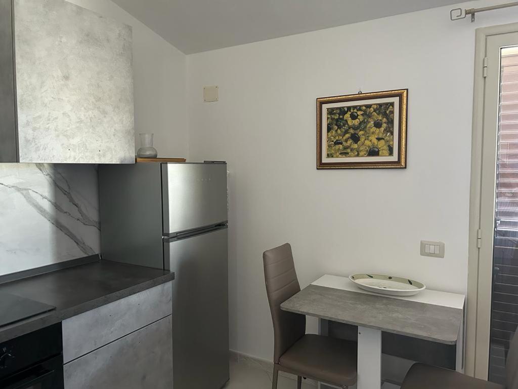 Nina Apartament Giardini Naxos Con Posto Auto Exterior photo